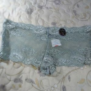 body frosting Intimates & Sleepwear - Panties body frosting Intimates & Sleepwear - Panties